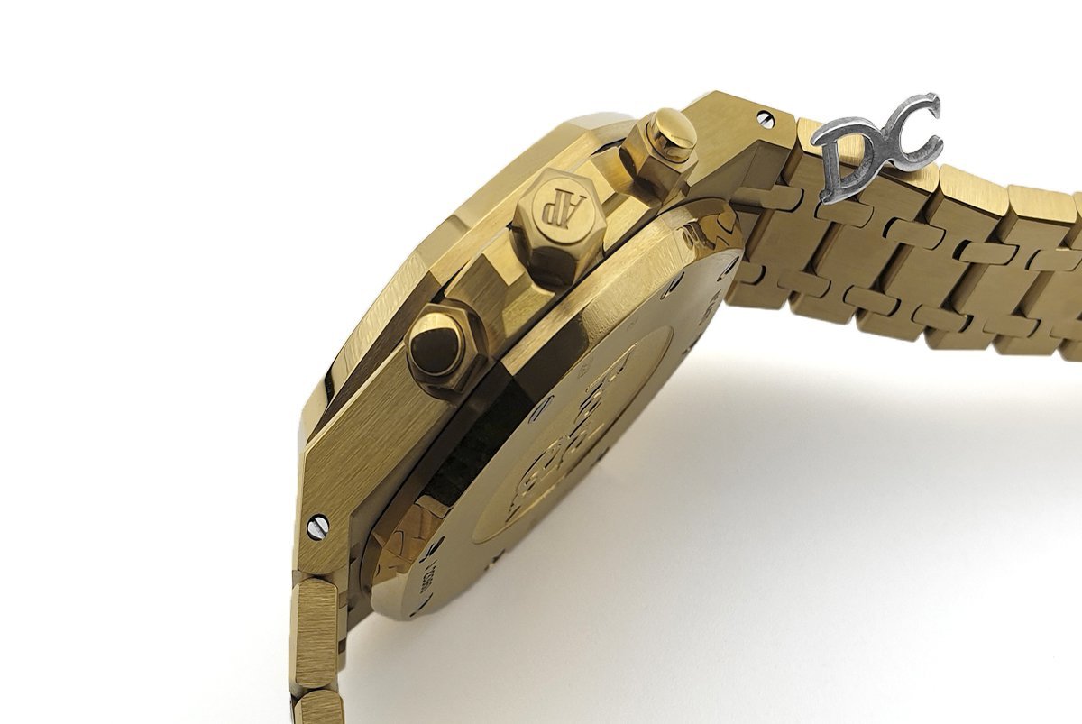 Royal Oak Self-Winding Chronograph Blue/Gold Dial in Yellow Gold - Image 10