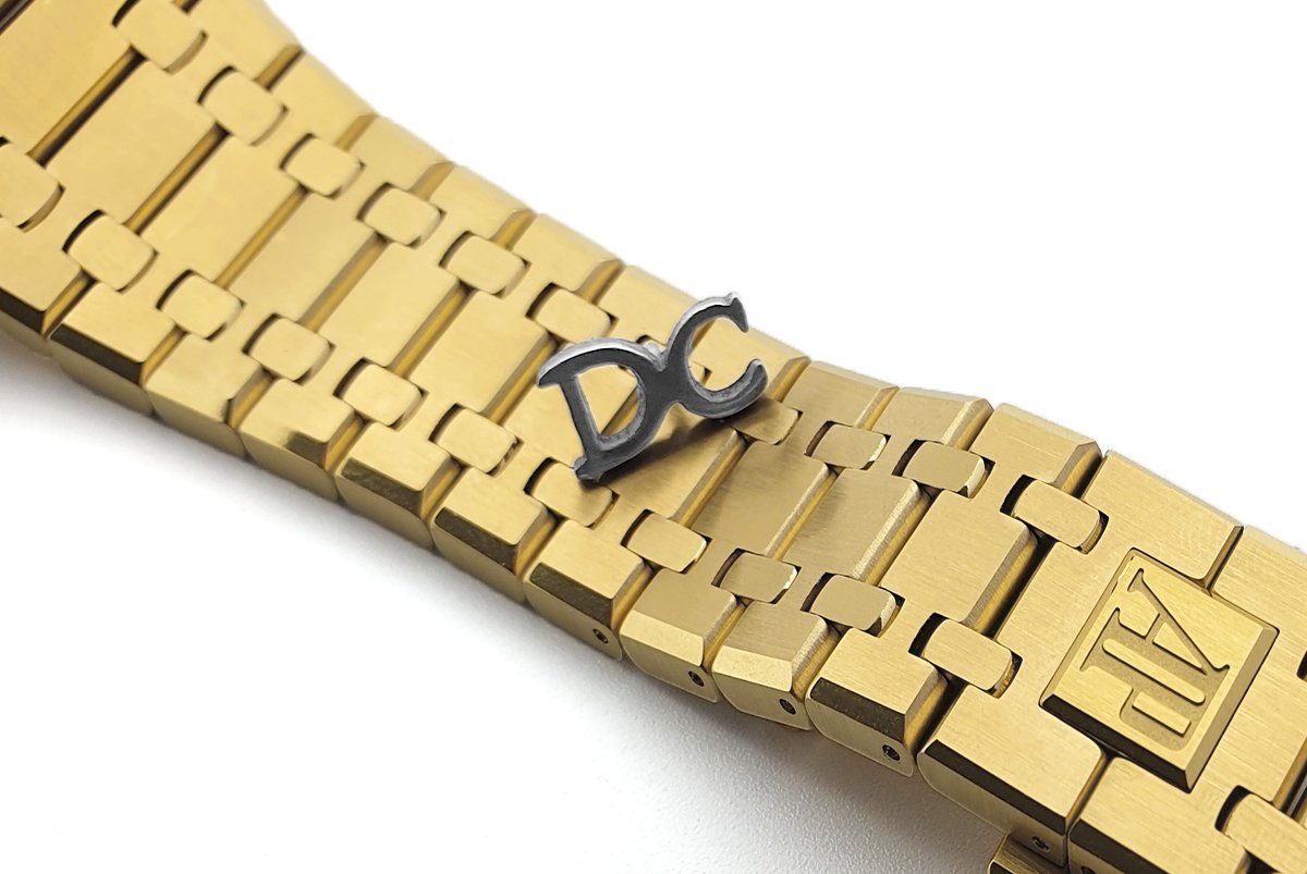 Royal Oak Self-Winding Chronograph Blue/Gold Dial in Yellow Gold - Image 6